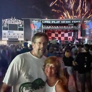 Meet your Posher, Bud